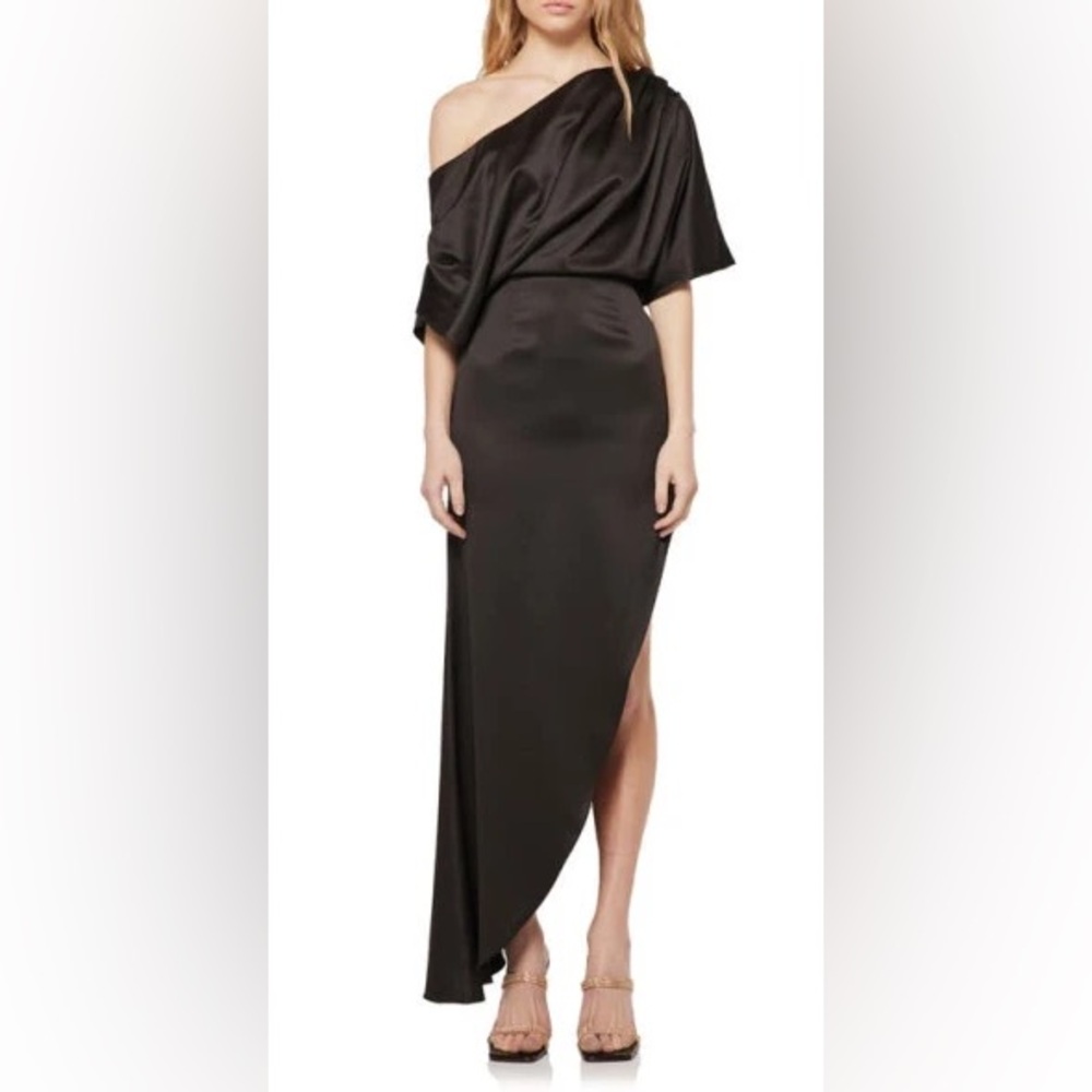 Elliatt Black Asymmetrical One-Shoulder Satin Gown